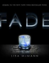 book Fade (Wake Series, Book 2)