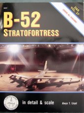 book B-52 Stratofortress: In Detail and Scale