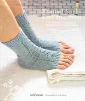 book Knitted Socks East and West: 30 Designs Inspired by Japanese Stitch Patterns 