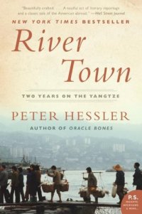 cover of the book River Town: Two Years on the Yangtze