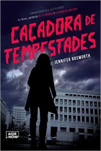 cover of the book Caçadora de tempestades