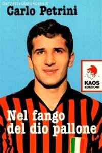 cover of the book Nel fango del dio pallone