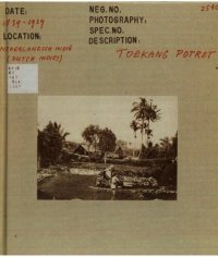 cover of the book Toekang potret : 100 jaar fotografie in Nederlands Indië 1839-1939 = 100 years of photography in the Dutch Indies 1839-1939.