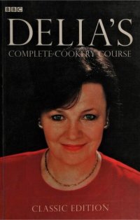 cover of the book Delia's Complete Cookery Course