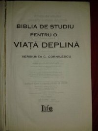 cover of the book Biblia de studiu pentru o viaţă deplină