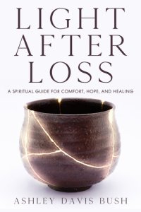 cover of the book Light After Loss