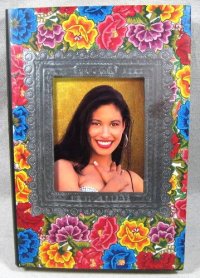 cover of the book Selena: Como LA Flor