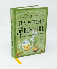 cover of the book A Tea Witch's Grimoire: Magickal Recipes for Your Tea Time