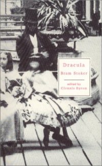 cover of the book Dracula