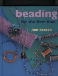 cover of the book Beading for the first time