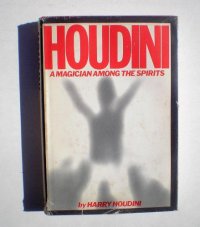 cover of the book Houdini: A Magician Among the Spirits